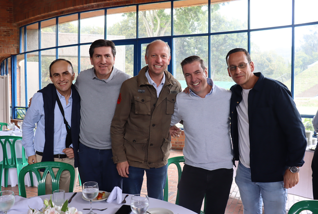 Almuerzo Quinquenio 1994-1999-2004